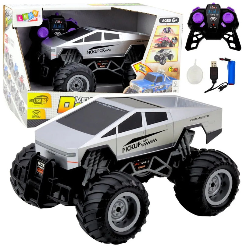 1:16 RC off‑road pickup su dūmais