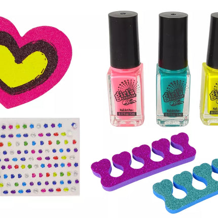 Nagų stilizavimo rinkinys mažosioms damoms – Nail Art Studio