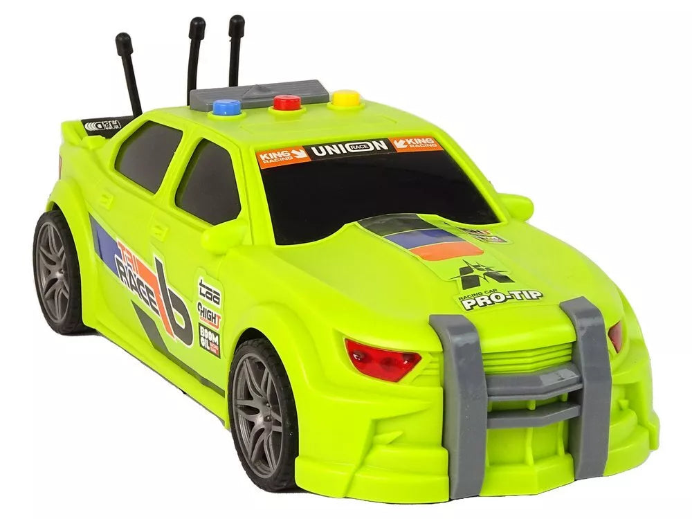 Sportinis žalias automobilis 1:16 su efektais