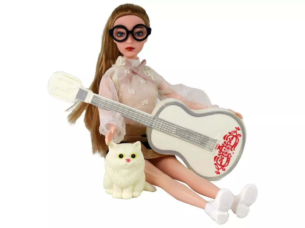 Lėlė emilija su gitara ir kačiuku