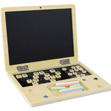 Medinė nešiojamojo kompiuterio formos lenta