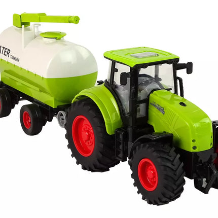 Traktorius su priekaba ir dideliais ratais