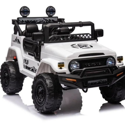Elektrinis automobilis Toyota FJ baltas