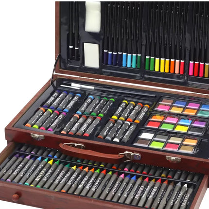 Meninis rinkinys mediniame lagamine – kreidelės, pastelės, dažai, 123 vnt.