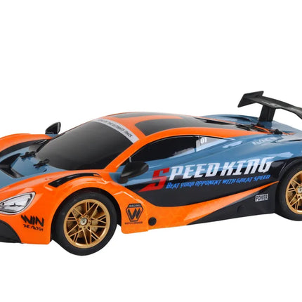 Nuotolinis sportinis automobilis oranžinis