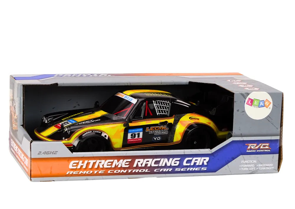 Drift automobilis guminiais ratais geltonas