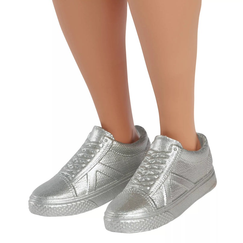 BARBIE Kenas madistas mėlynais šortais (HYV00)