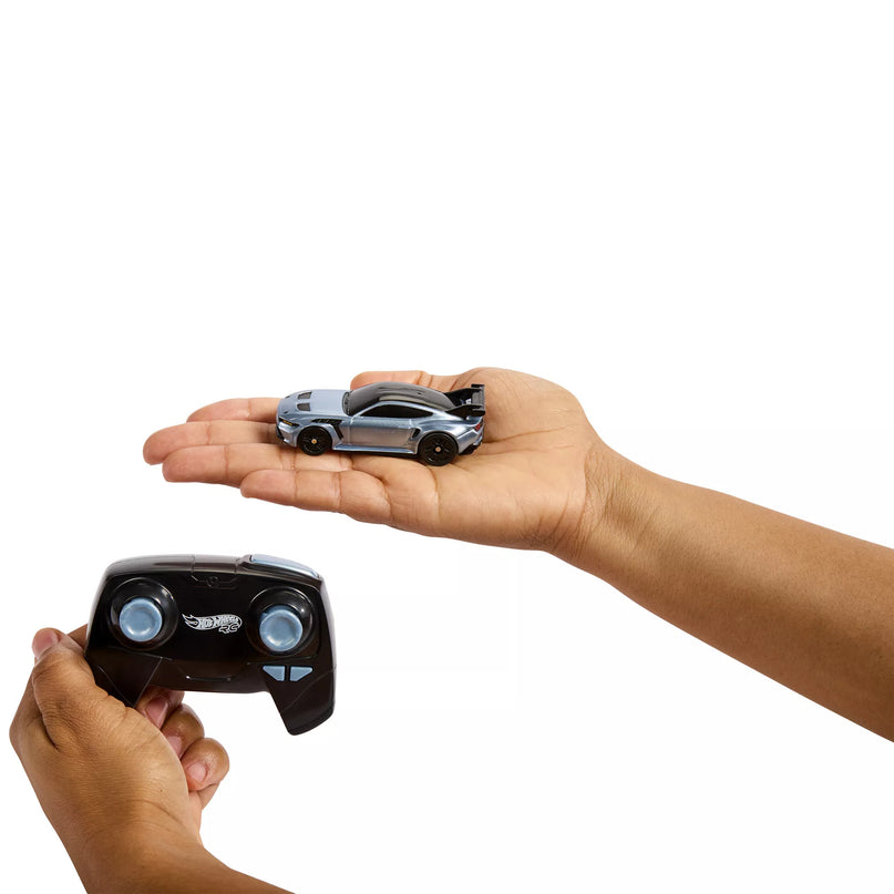 HOT WHEELS RC automodelis – Ford Mustang GTD (JBH04)