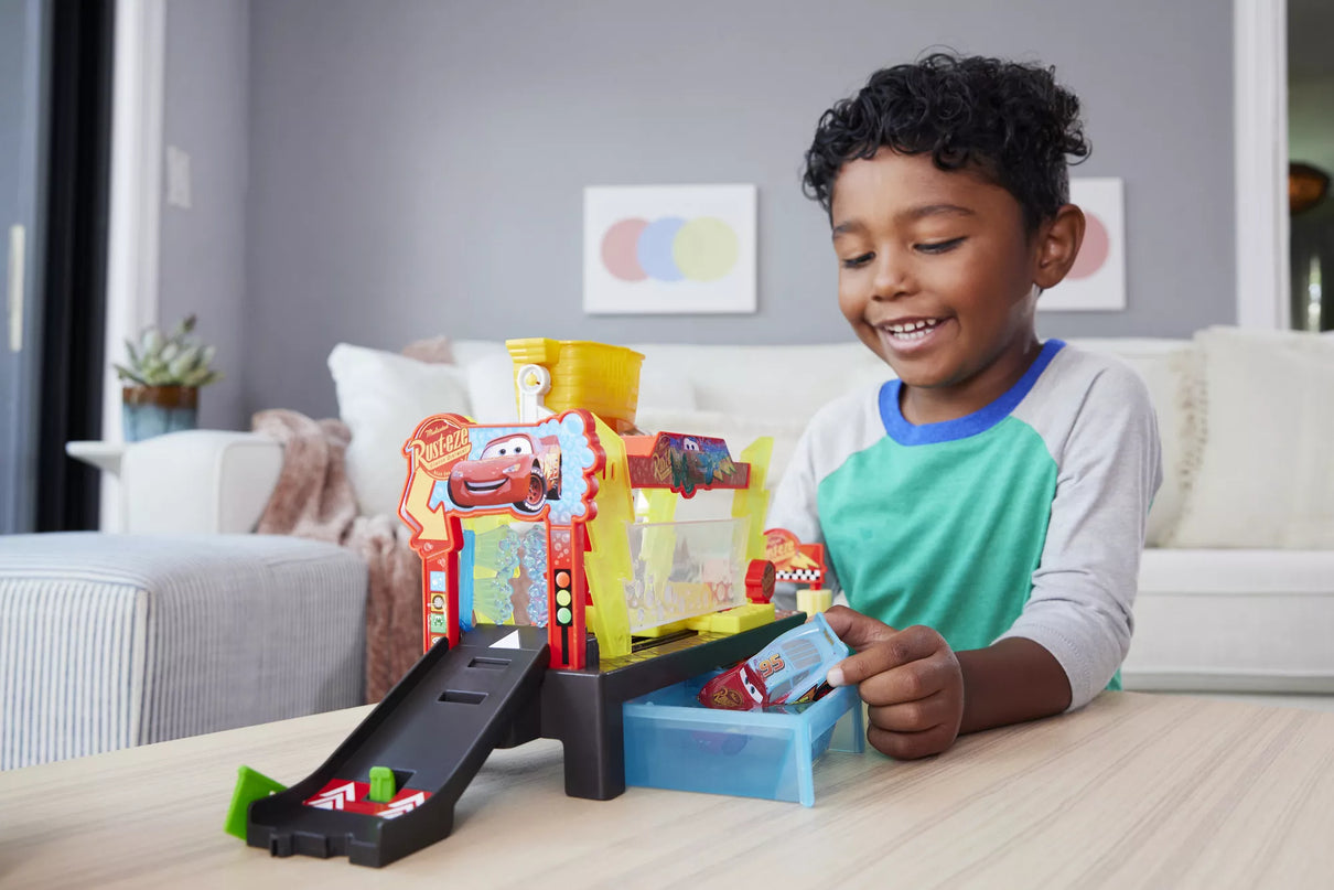 CARS rinkinys – Autoplovykla (JBM70)