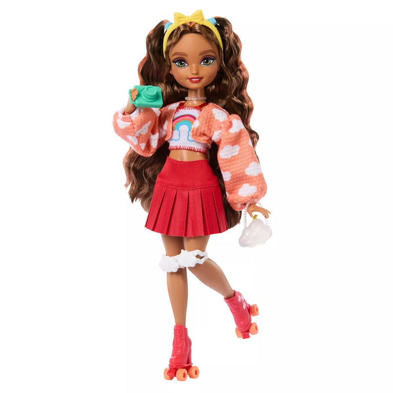 BARBIE DREAM BESTIES ROLLER SKATE lėlė – Teresa (JFX98)