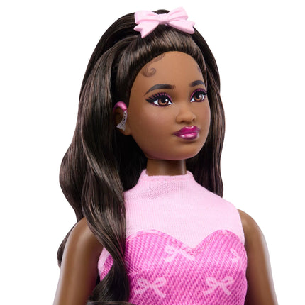 BARBIE DELUXE FASHIONISTAS tamsiaplaukė lėlė (JJN70)