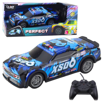 27MHz RC lenktyninis automobilis su LED