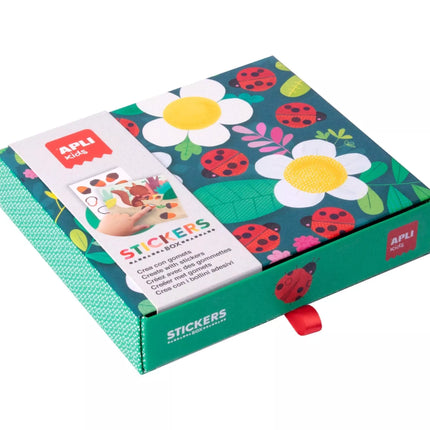 Lipdukų žaidimas „Ladybug“