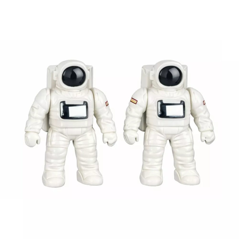 Kosmoso rinkinys: raketa, starto bokštas, šatlas, astronautai