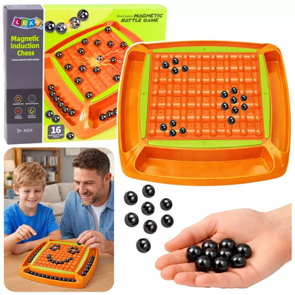 Magnetinis strateginis žaidimas su rutuliukais
