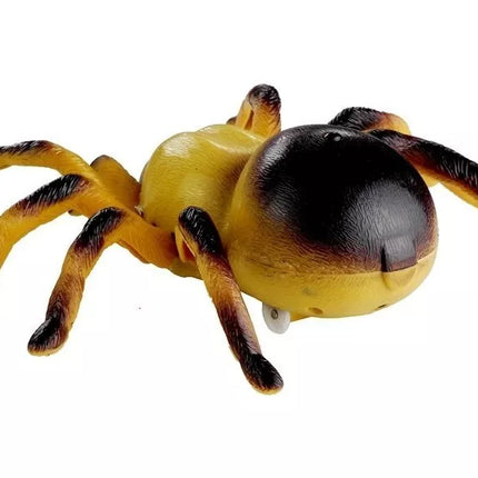 Nuotoliniu pultu valdomas tarantulas