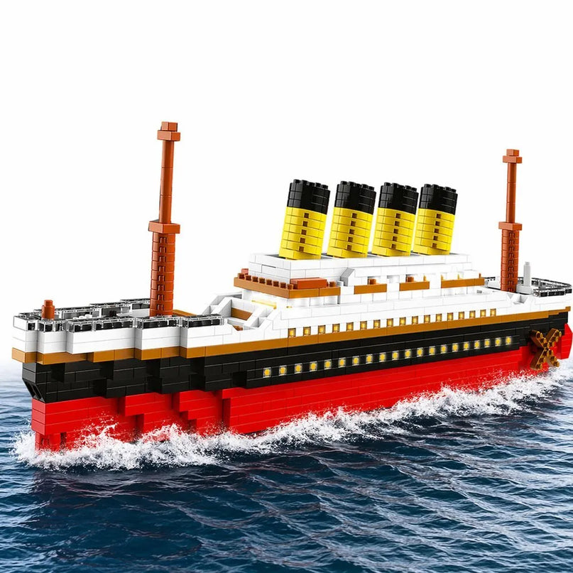 3327 dalių Titanic laivo konstruktorius