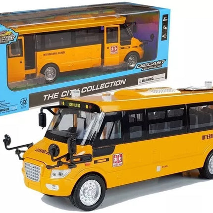 Metalinis mokyklinis autobusas su trinties pavara – „Die-Cast“ modelis su šviesomis ir garsais