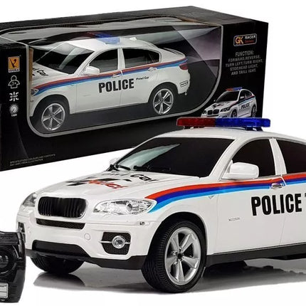 Nuotoliniu būdu valdomas policijos kupė automobilis