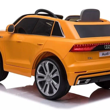 Elektrinis vaikiškas automobilis Audi Q8 – geltonas