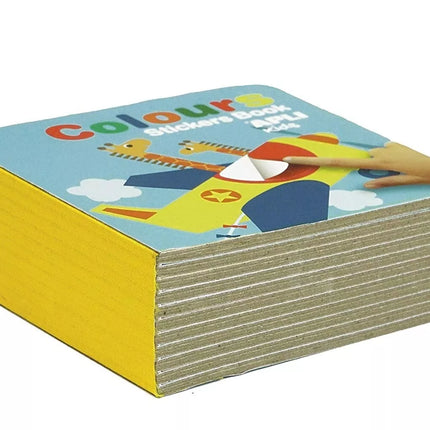 APLI Kids knyga su lipdukais GEOMETRINĖS FORMOS