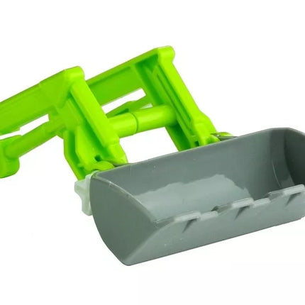 Medienos surinkimo traktorius su priekaba