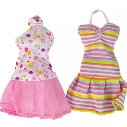 Lėlė Emilija su aksesuarais ir suknelėmis