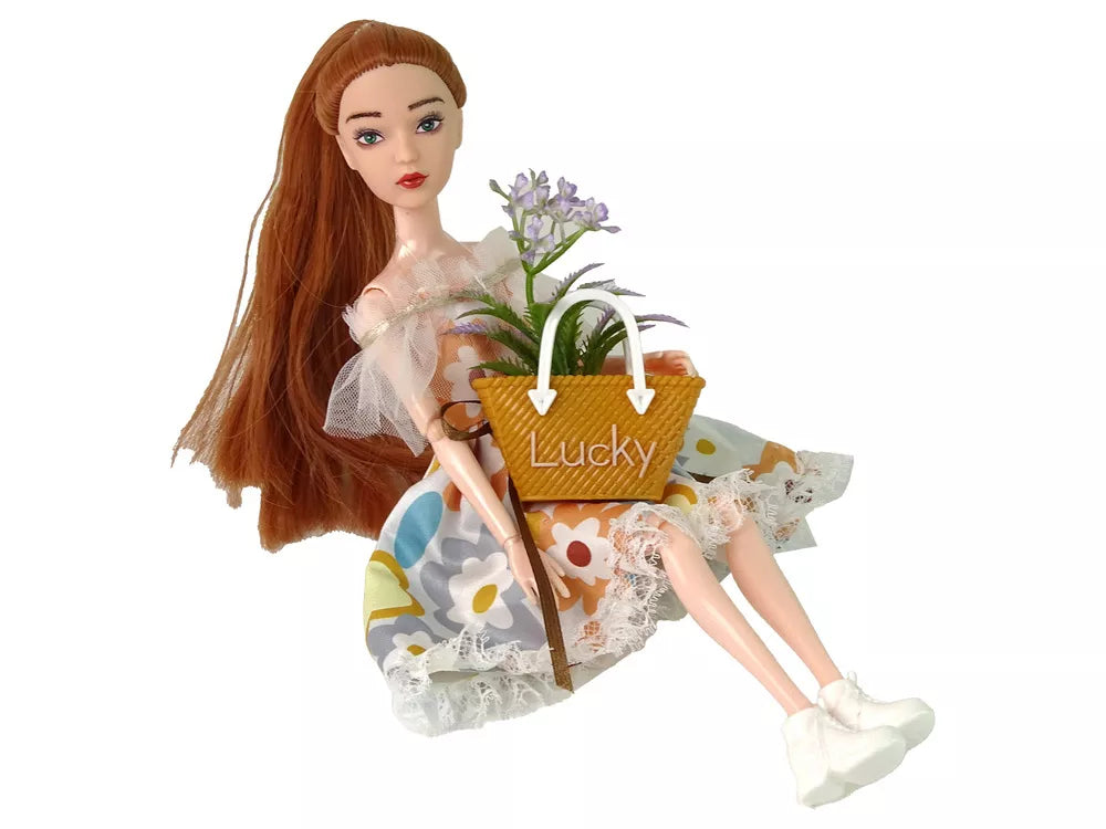 Lėlė Emilija su raudonais plaukais