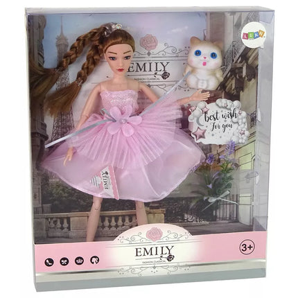 Lėlė Emilija su kate ir gėlėmis