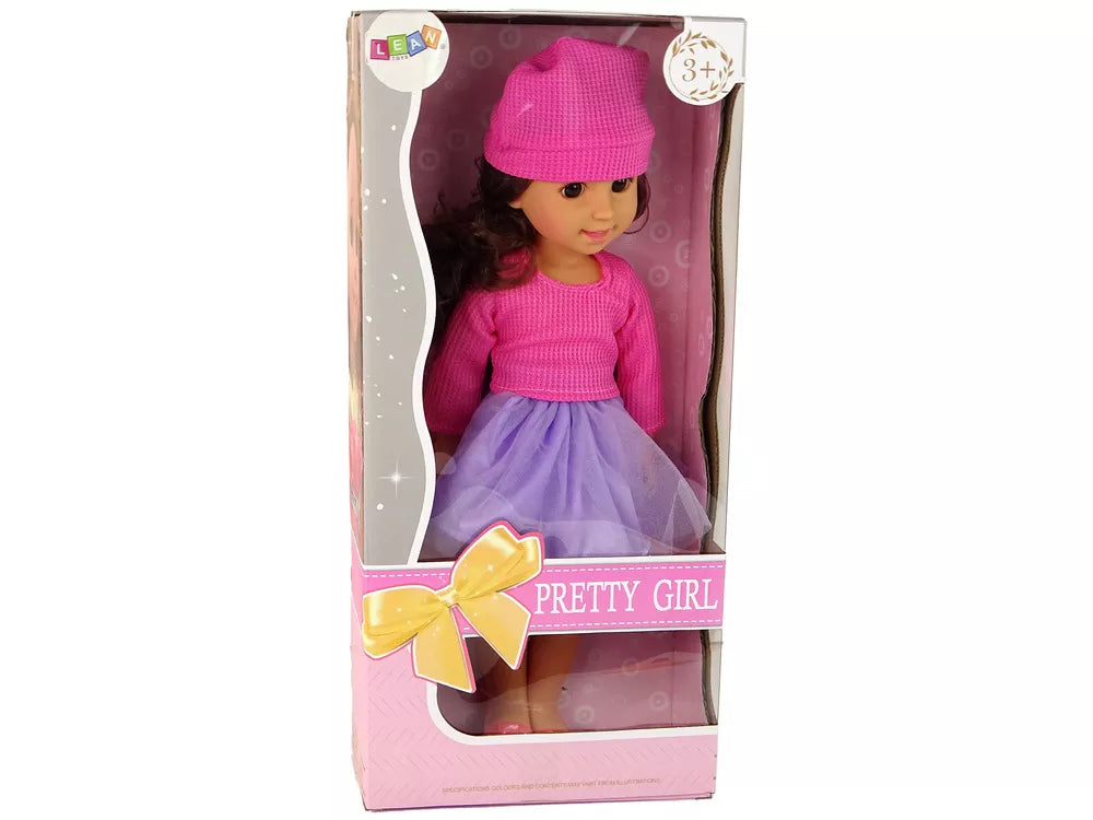 Lėlytė mergaitė su rudais plaukais