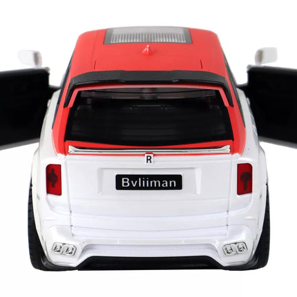 Raudonas/baltas automobilis su pulktu