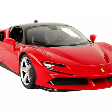 Raudonas sportinis automobilis Ferrari