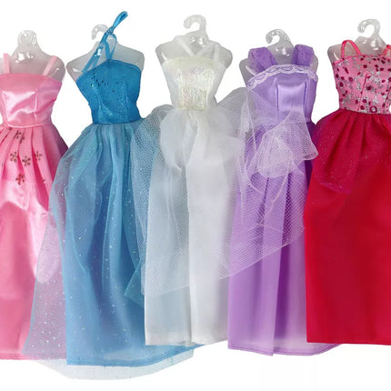 Vaikiška lėlė su suknelių ir aksesuarų rinkiniu