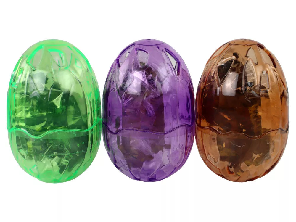 Dinozauras permatomame kiaušinyje