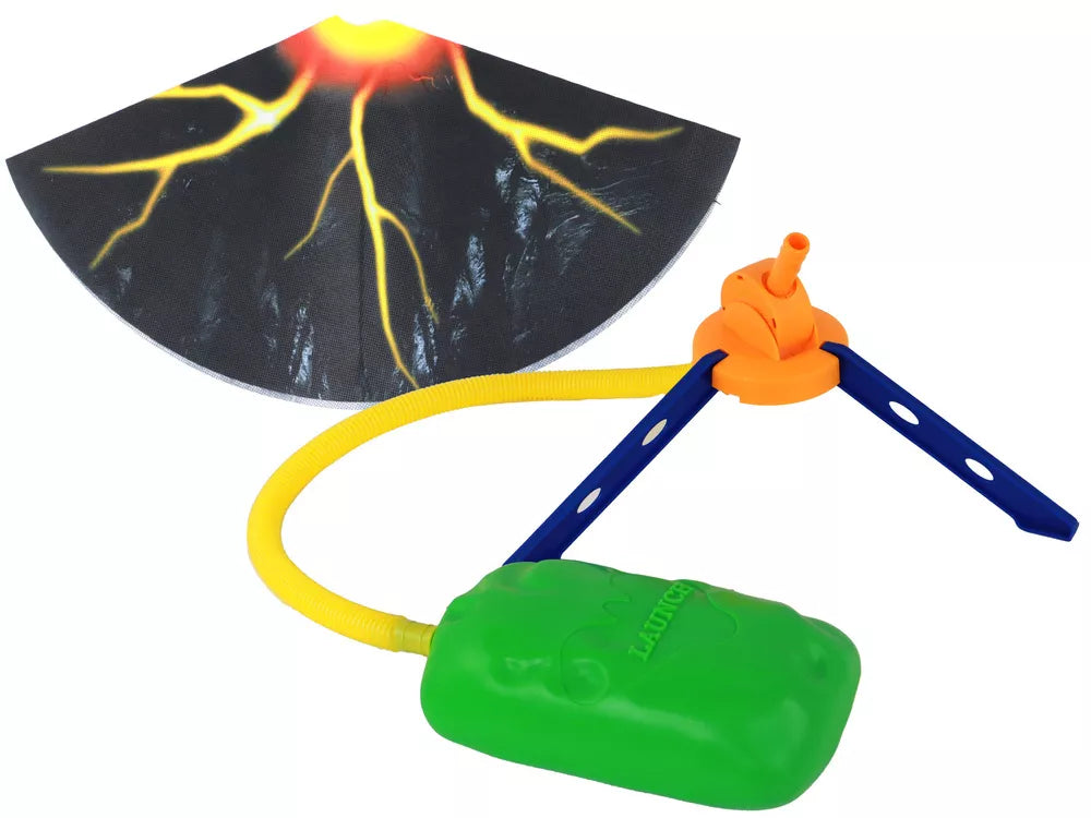 Juodas ugnikalnis su dinozaurų formos raketomis