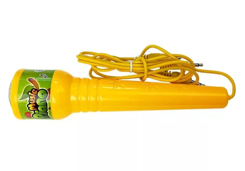 Raudonas obuolio formos elektroninis pianinas