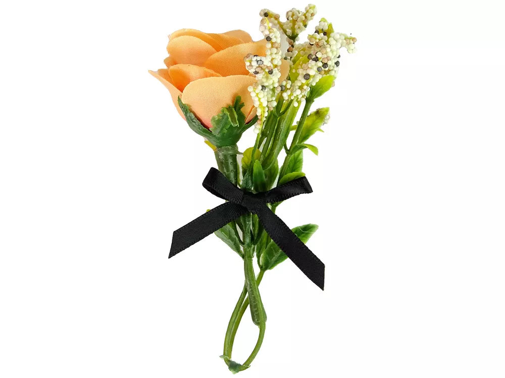 Lėlė modelis Emilija su gėlėmis