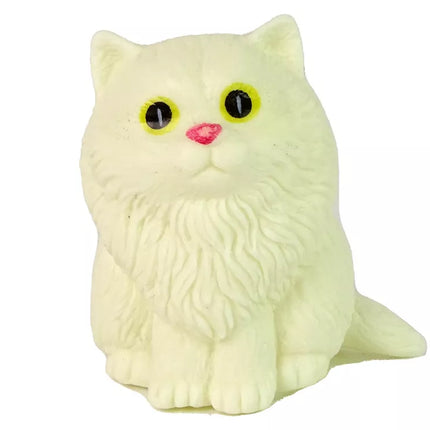 Lėlė Emilija su vėjo malūnėliais ir katinu