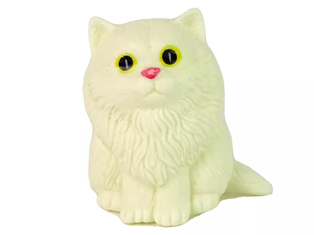 Lėlė Emilija su vėjo malūnėliais ir katinu