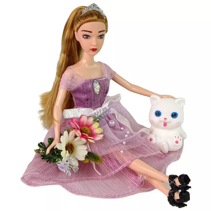 Ilgaplaukė lėlė Emilija su katinu ir gėlėmis