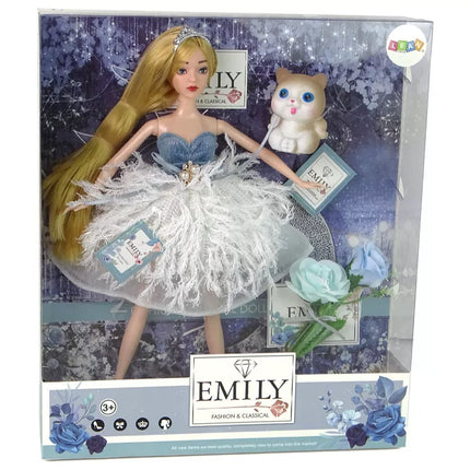 Lėlė Emilija su gėlėmis ir kačiuku