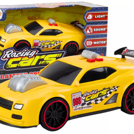 Geltonas sportinis automobilis