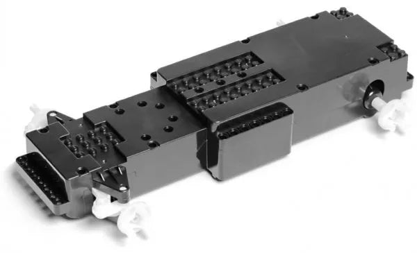 Konstruktoriaus rinkinys nuotoliniu būdu valdomas džipas