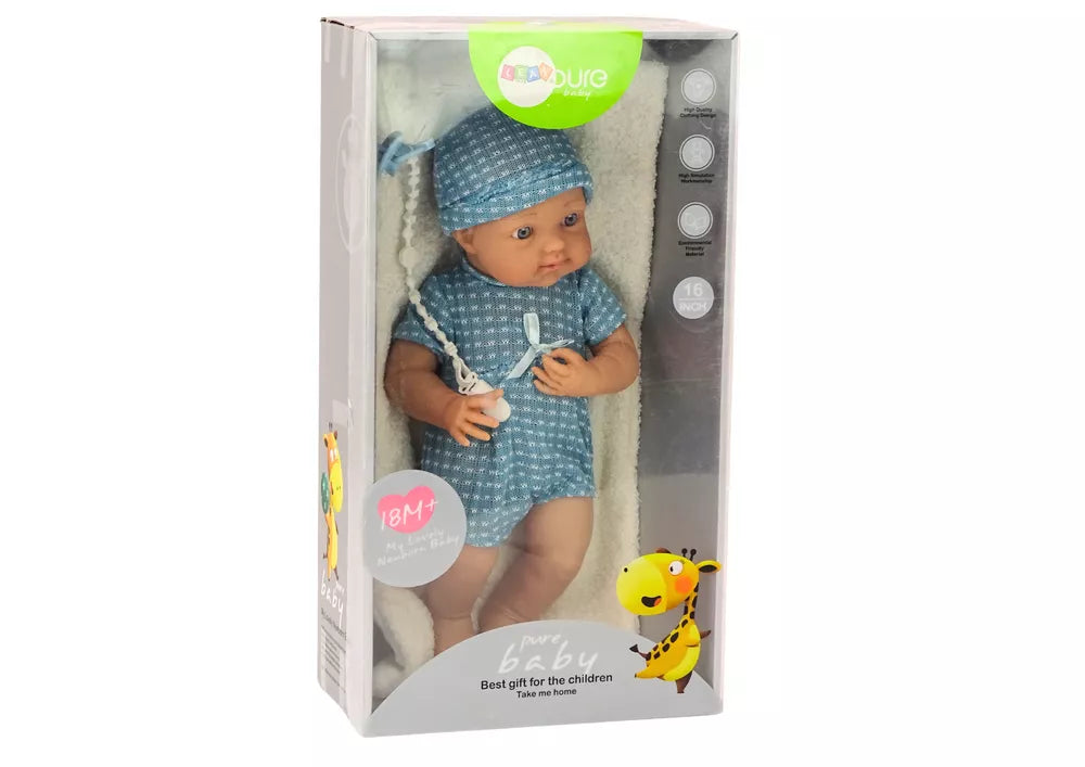 Lėlė kūdikis su mėlynais drabužėliais ir čiulptuku