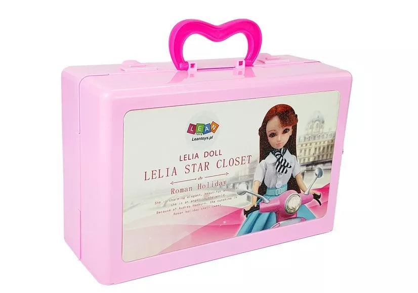 Lėlės modelis ir drabužių rinkinys