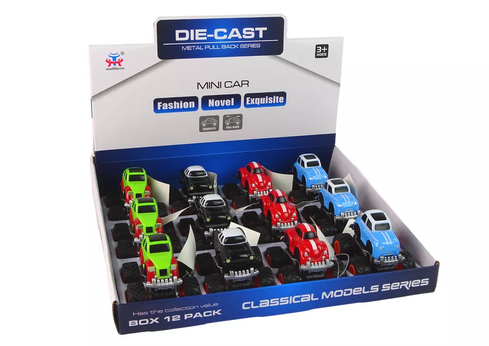 Metalinis automobilis su didelias ratais