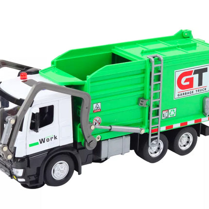 Žalias daugiafunkcinis šiukšliavežis su konteineriais