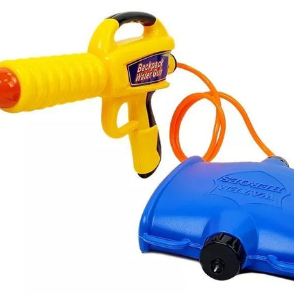 Geltonas vandens šautuvas su bakeliu