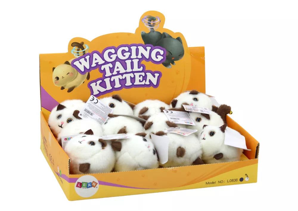 Pliušinis baltas šokinėjantis katinas