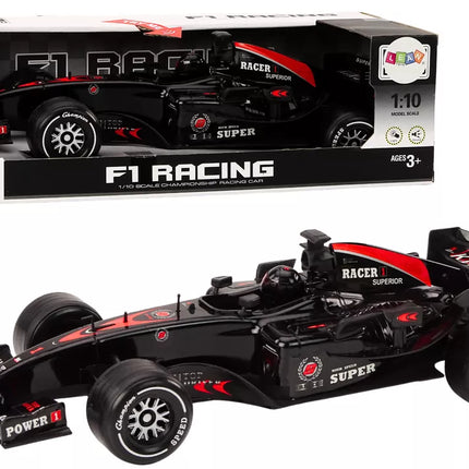 Juodas lenktyninis sportinis automobilis